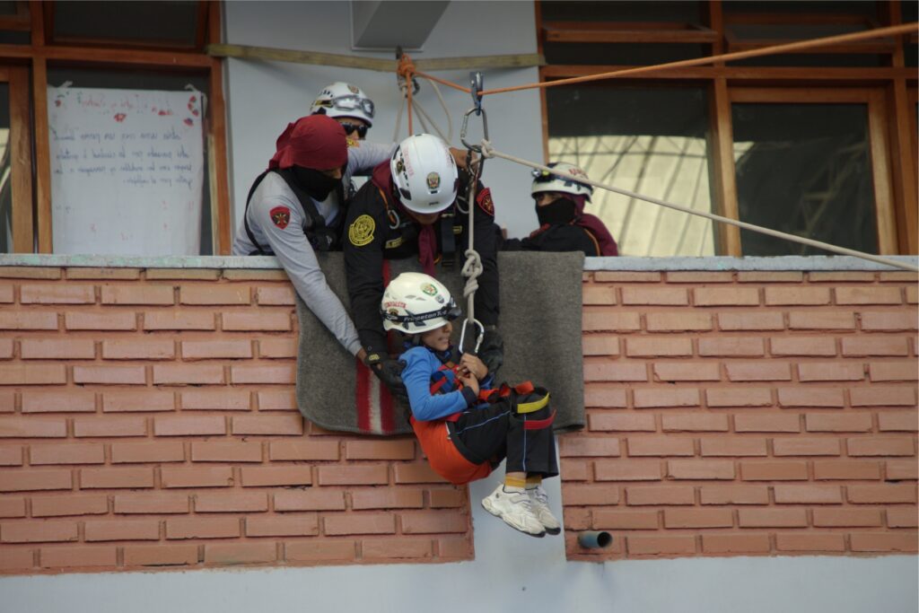 El Simulacro Nacional Multipeligro en Moquegua dejó un saldo simulado de 1,243 fallecidos y 40,095 viviendas destruidas. 