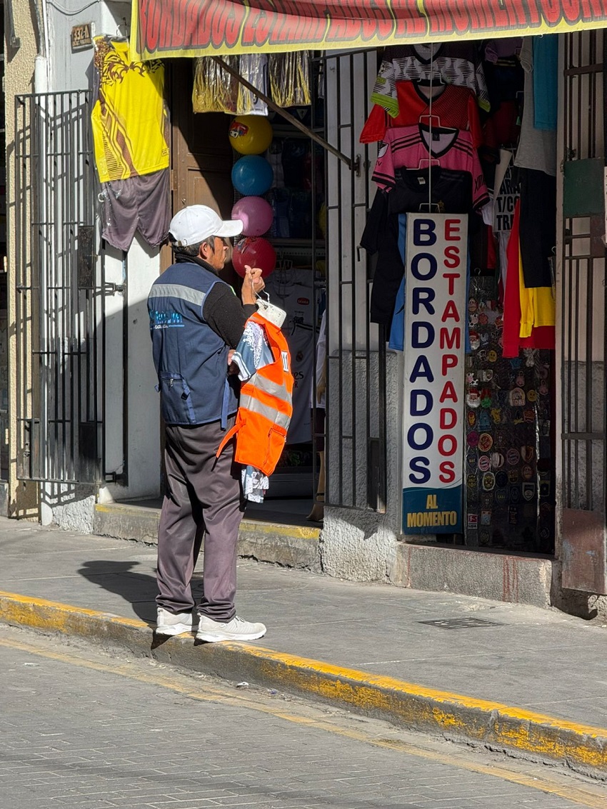 chalecos con placa en Arequipa